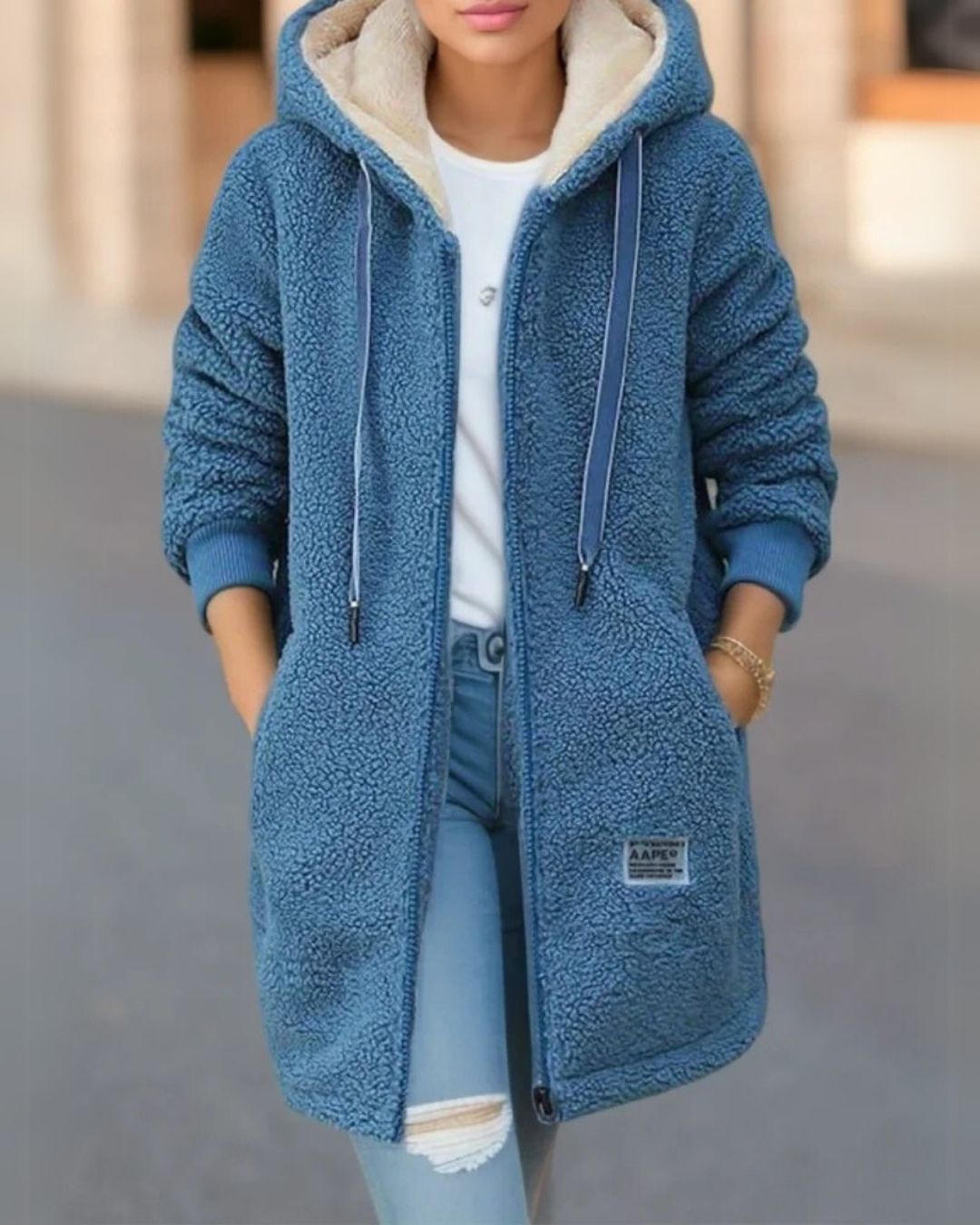 Annelore™ – Veste d’Hiver en Polaire avec Capuche