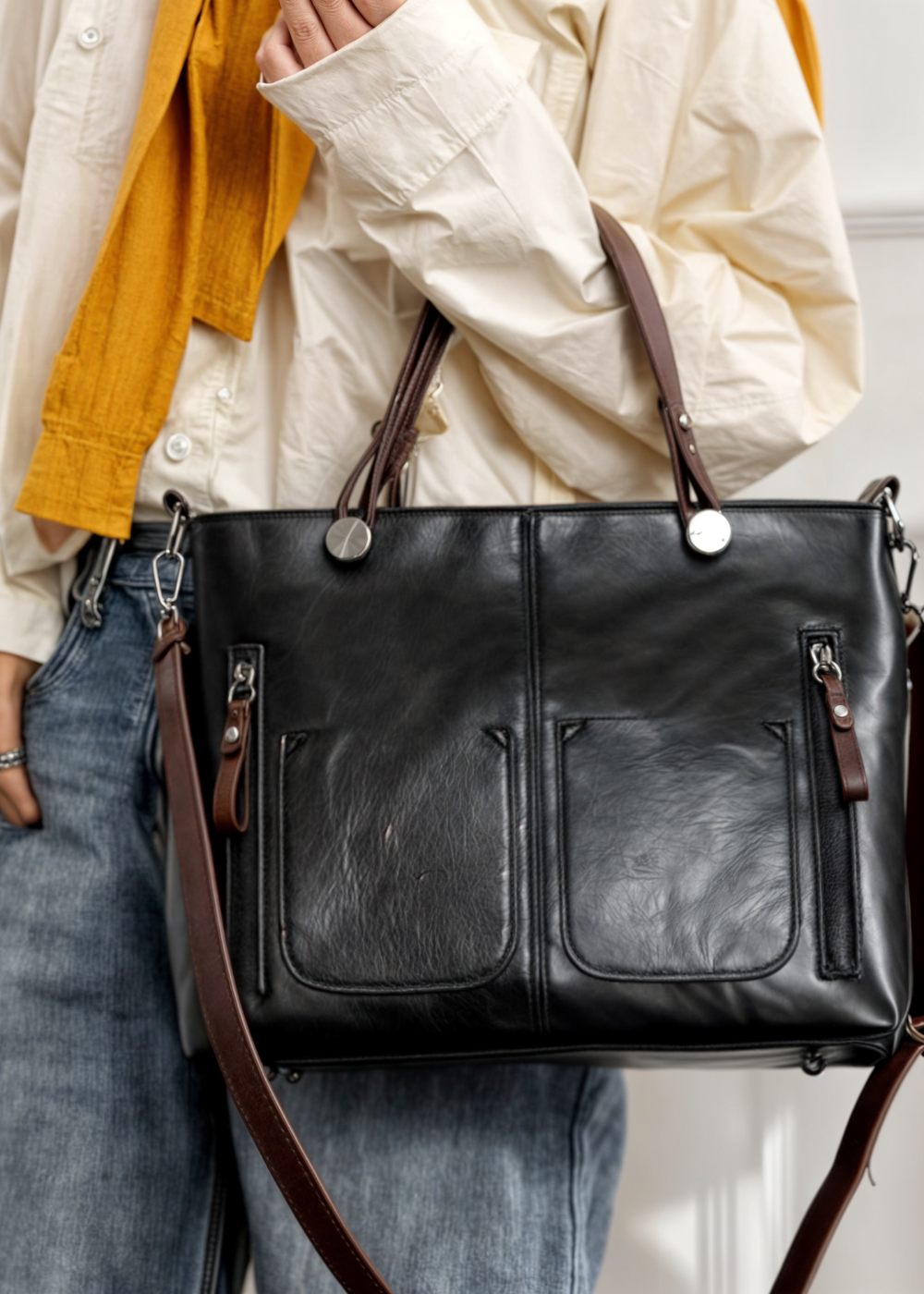 Alexa Signature™ – Élégance Vegan pour un Quotidien Organisé