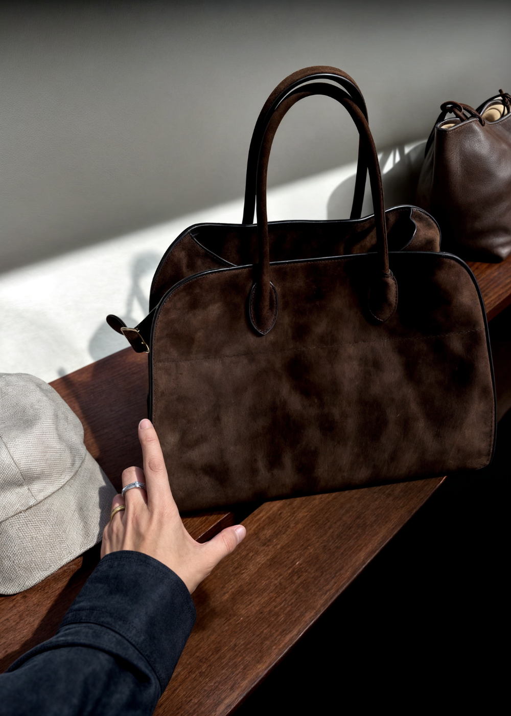 Aurora BB™ – Douceur Chic pour un Style Intemporel