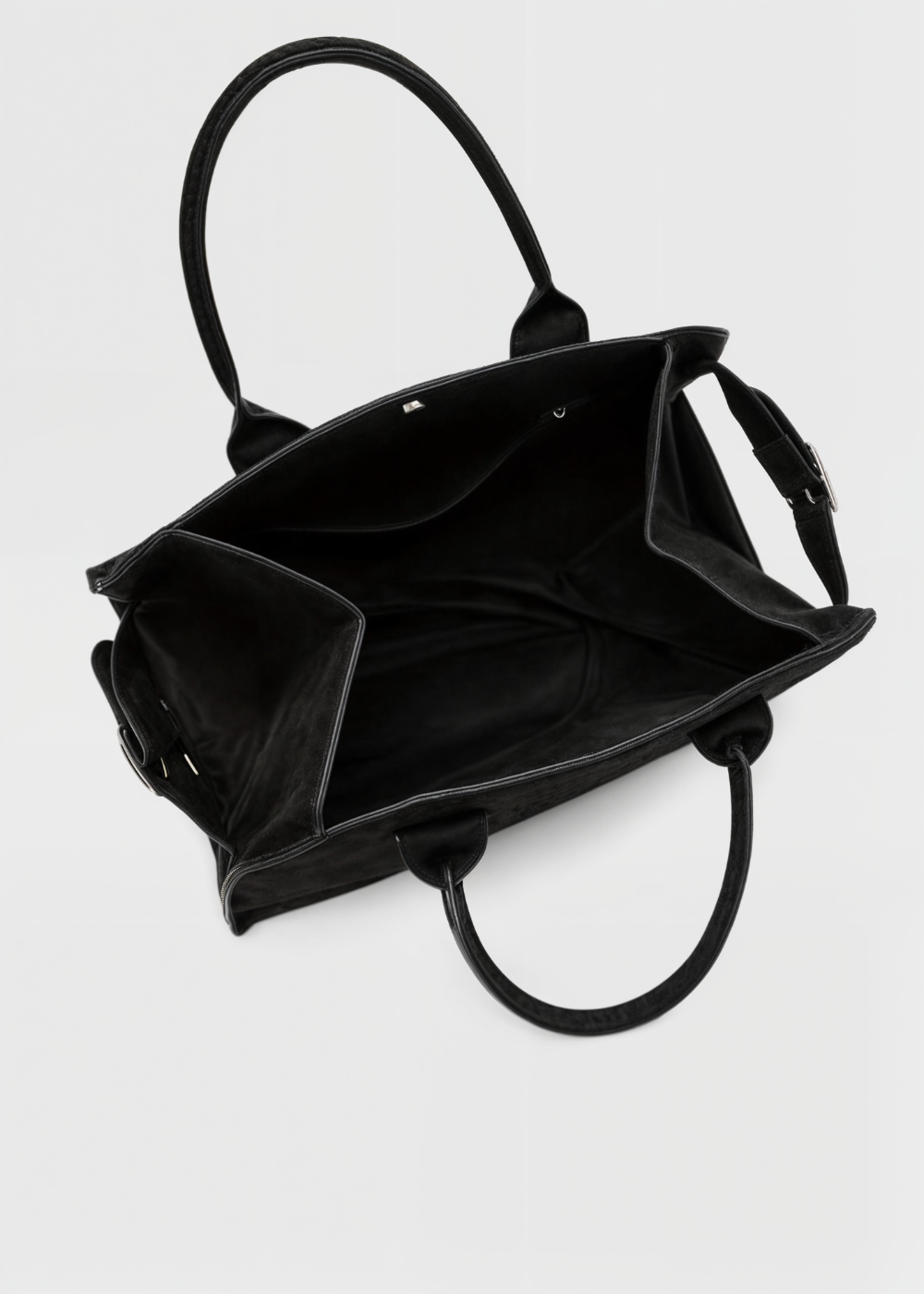 Cleo Suédé BB™ – L’Élégance Discrète Qui Vous Suit Partout