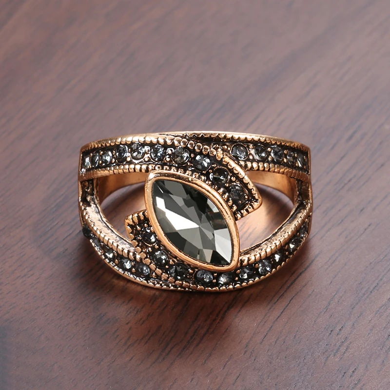 Bague en Cristal Noir Élégante