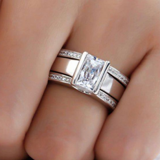 Bague en Verre Incrusté Vintage