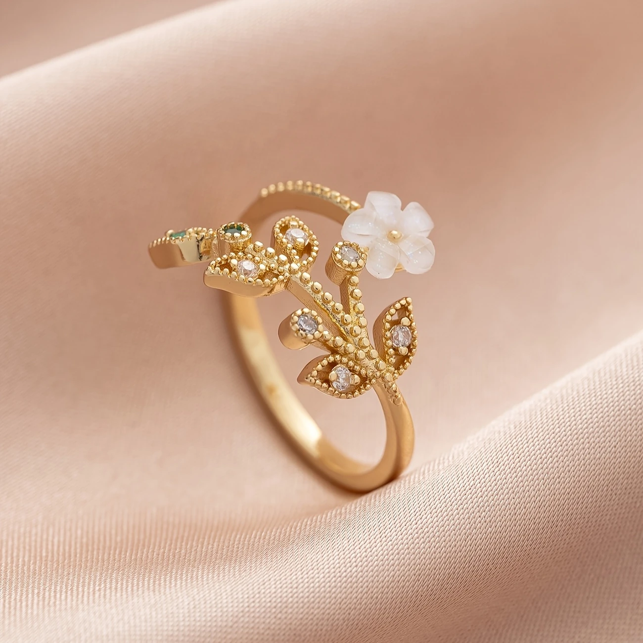 Bague Fleur Blanche Cristalline