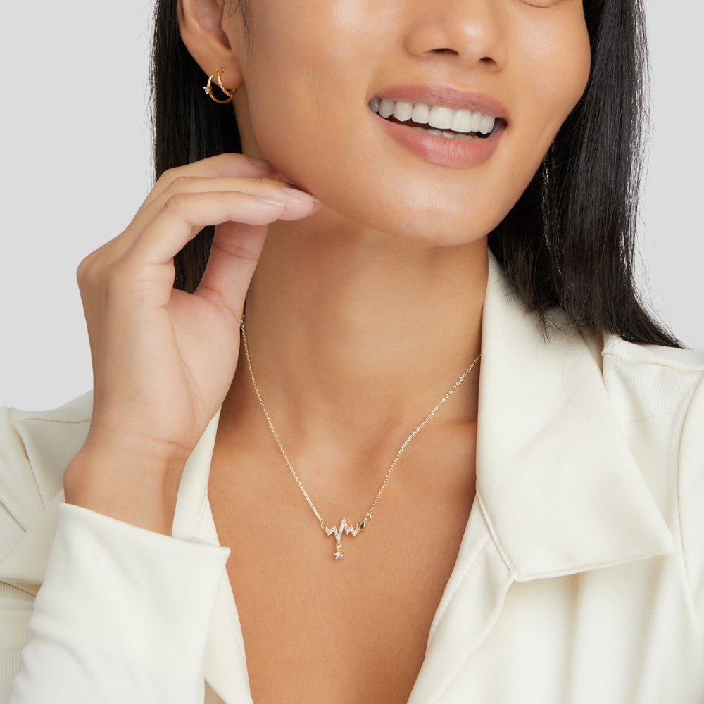 Collier avec battement de cœur