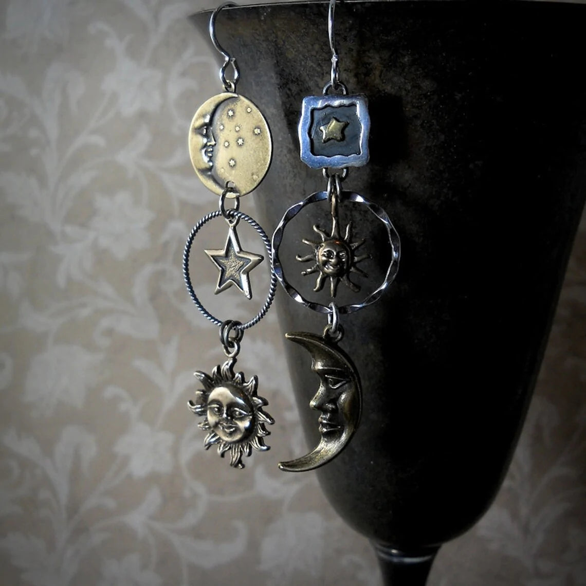 Boucles d'Oreilles Pendentif Soleil-Lune