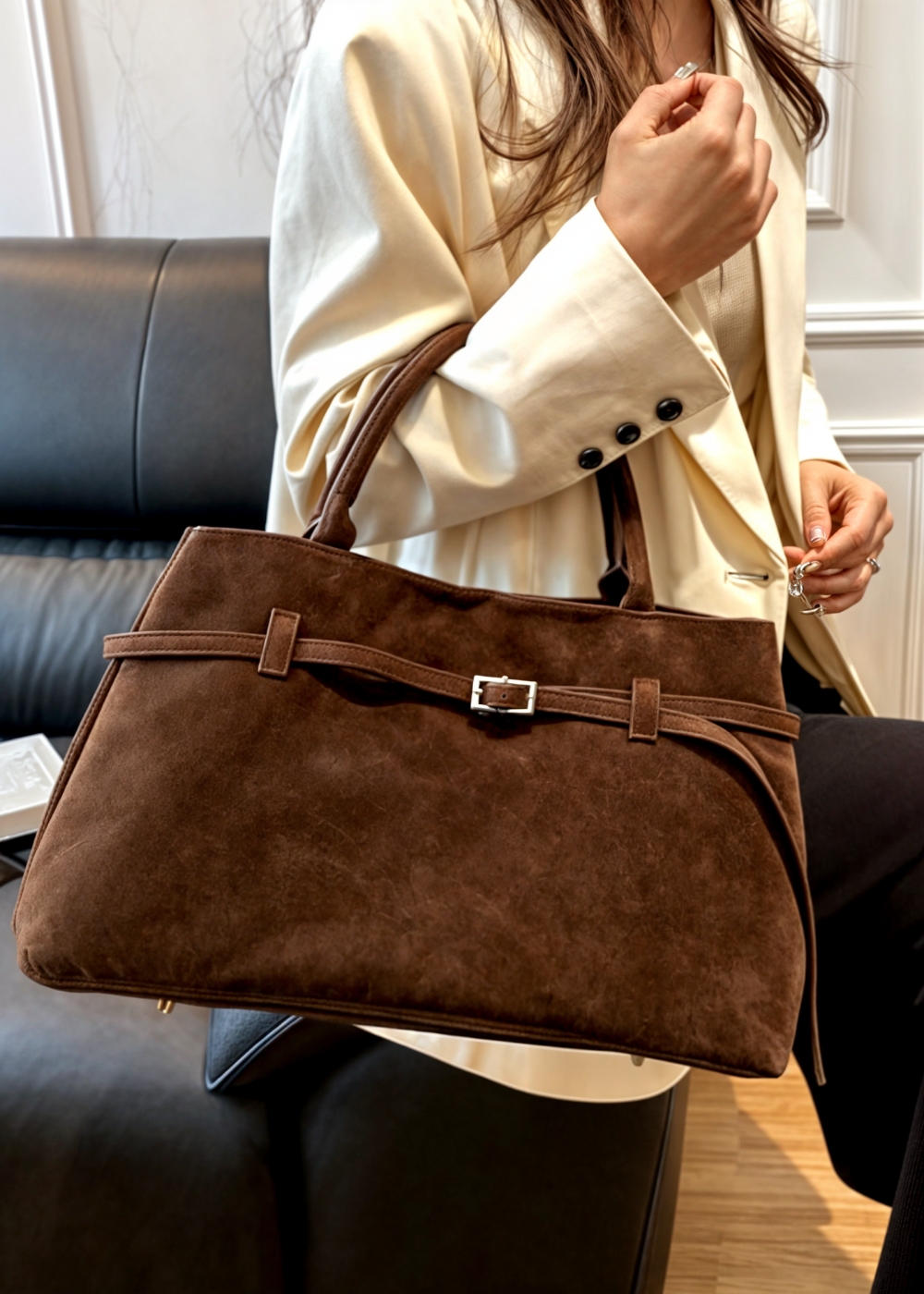 Celeste Suède BB™ – Douceur Intemporelle pour un Style Sans Effort