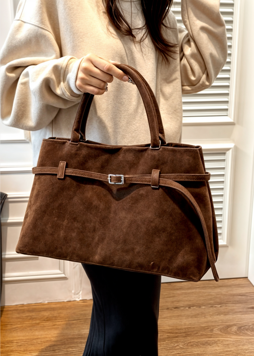 Celeste Suède BB™ – Douceur Intemporelle pour un Style Sans Effort
