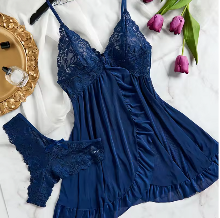 Freja™ – Ensemble de lingerie en satin et dentelle pour une élégance irrésistible