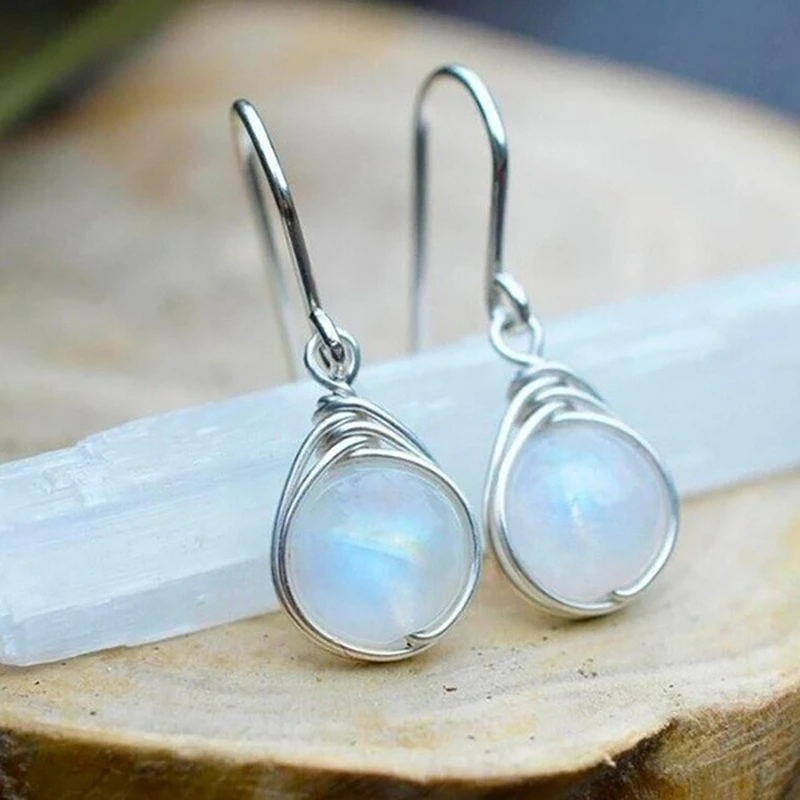 Boucles d'Oreilles Goutte en Pierre de Lune en Argent